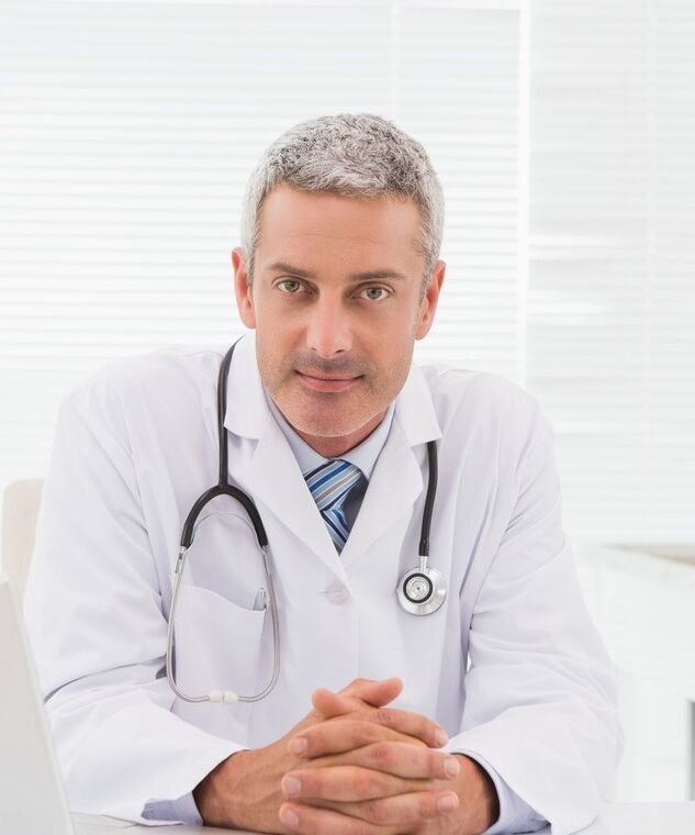 Doctor chirurg plastic Nicolae